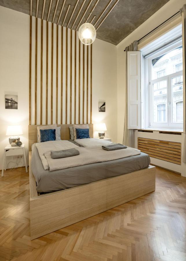 Industrial Fantasy Apartment Budapest Esterno foto